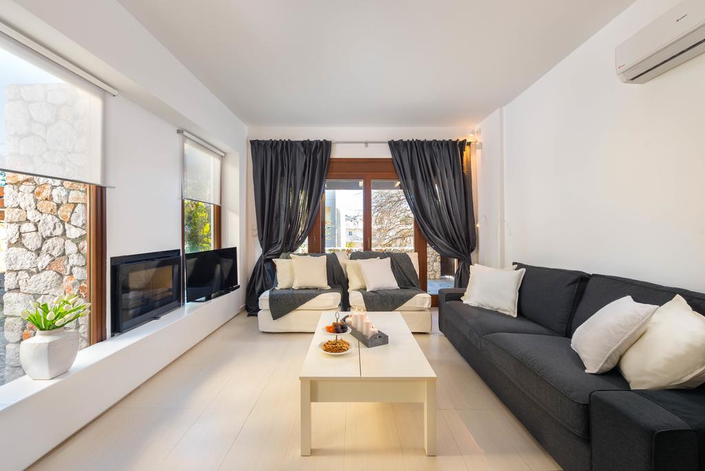 Katerina Boutique Villa Rhodes City ภายนอก รูปภาพ